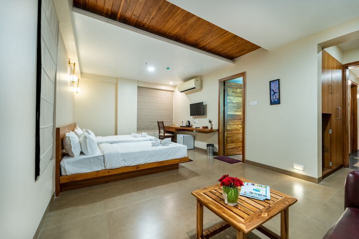 Room 6 of 38