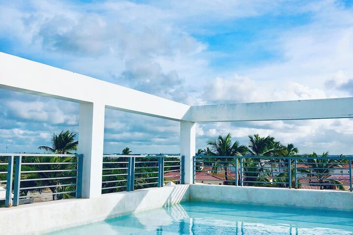 Pool 52 of 64