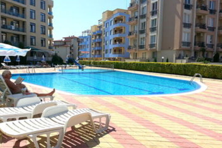 Pool 132 of 153