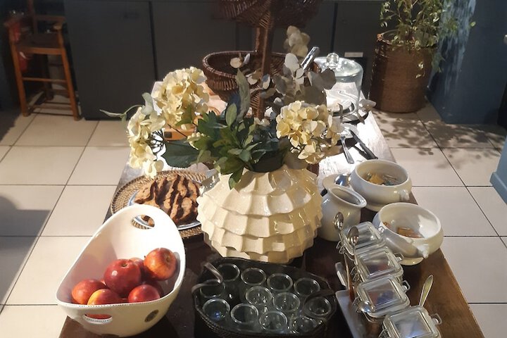Dining 52 of 57