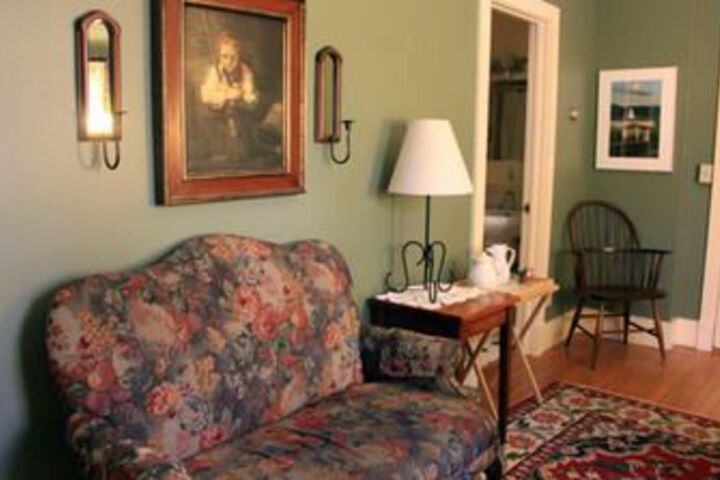Room 42 of 51
