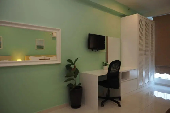 Room 11 of 26