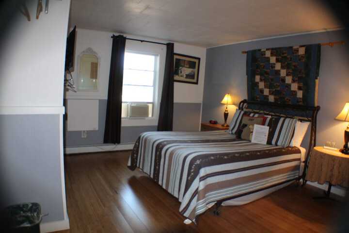Room 7 of 46