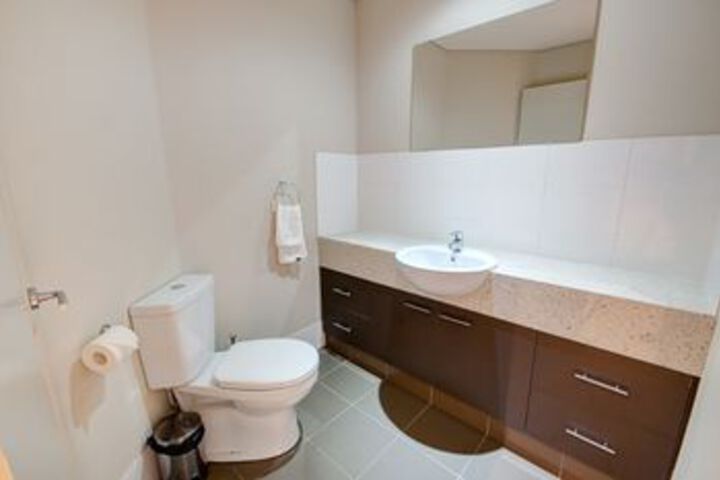 Room 8 of 26