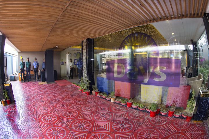 Ballroom/Hall 41 of 43