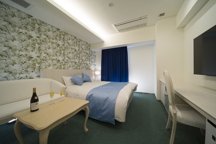 Room 16 of 71
