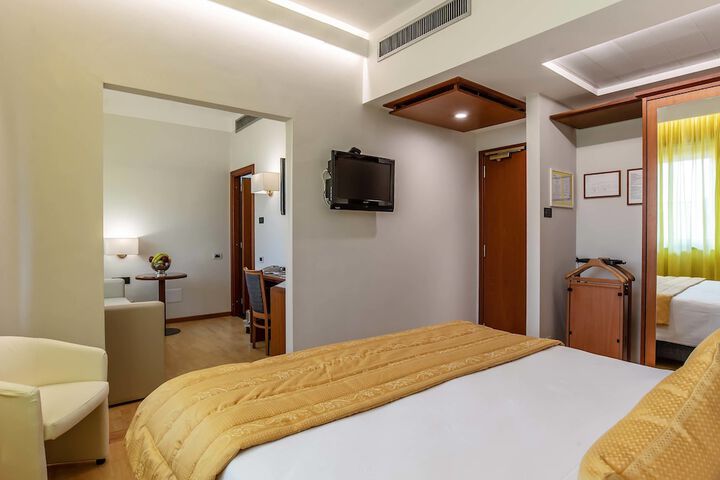 Room 86 of 173