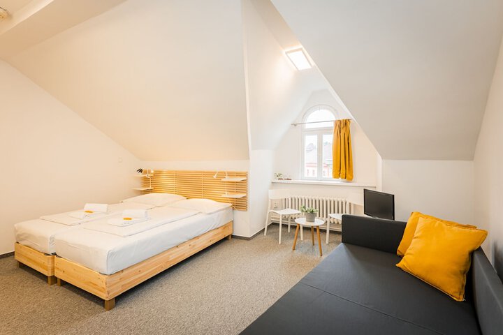 Room 45 of 105