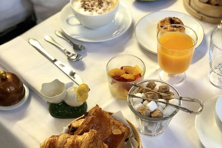 Breakfast meal