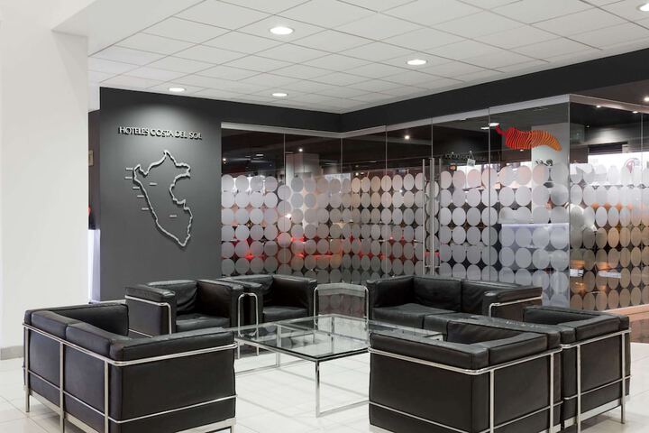 Guest Lobby
