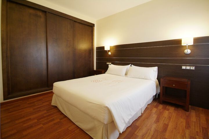 Room 12 of 70