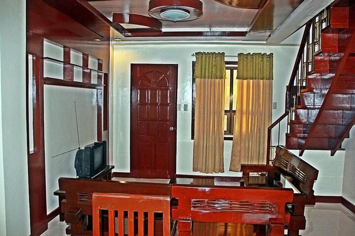 Room 17 of 31