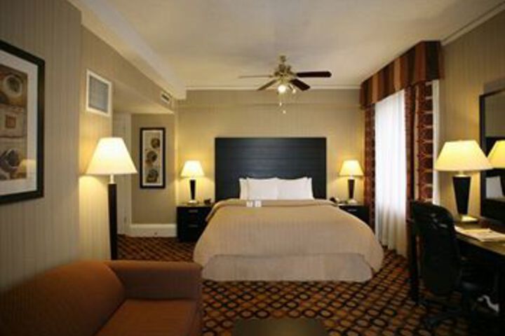 Room 14 of 29