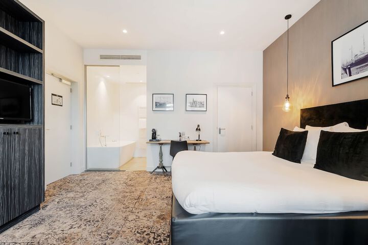 Room 14 of 75