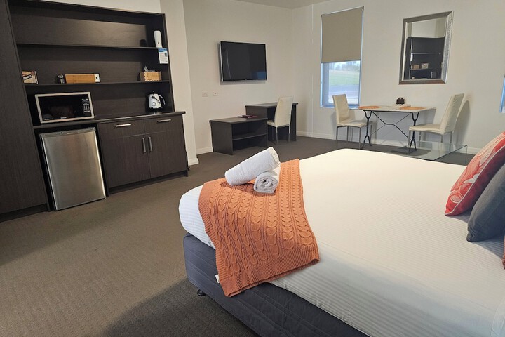 Room 18 of 84