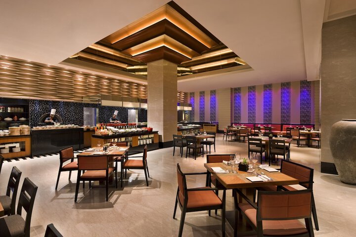 Dining 44 of 71