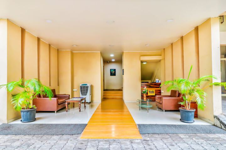 FabHotel Vosiv