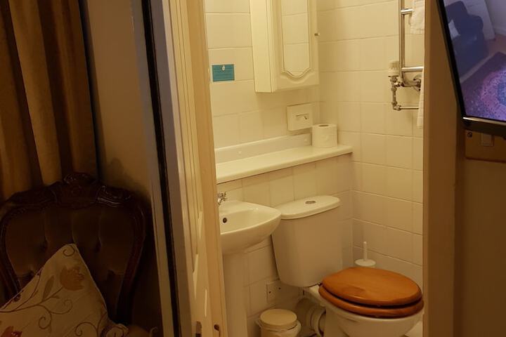 Room 20 of 47