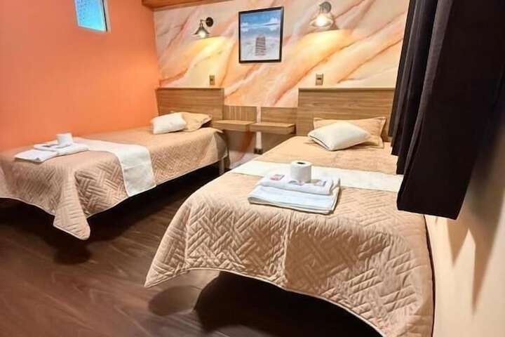Room 2 of 35