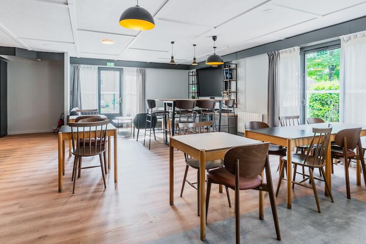 Dining Photos
