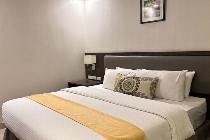 Room 10 of 39