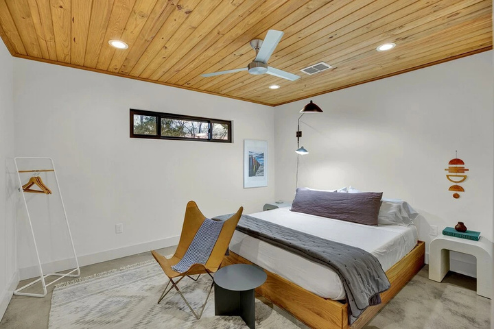 Exterior of New! Stunning Modern Luxury Rental Steps to Main!