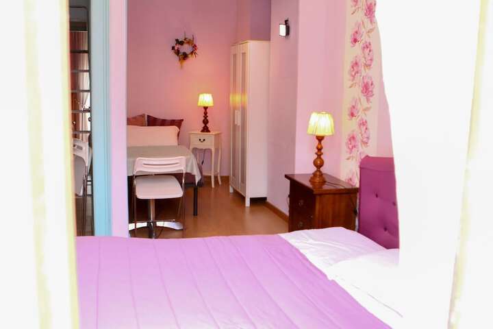 Room 6 of 44