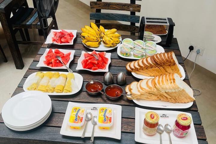 Dining 11 of 15