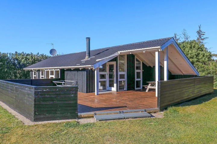 Uniquely Designed Holiday Home in Hals near Sea