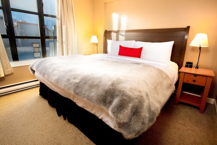 Room 10 of 61