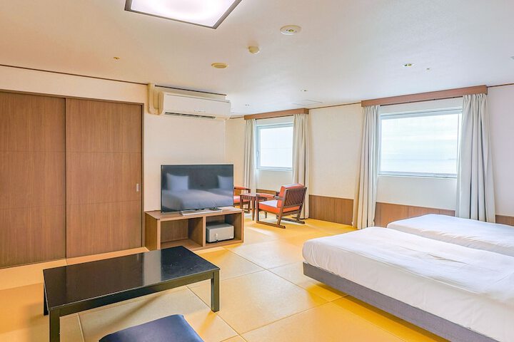 Room 13 of 54