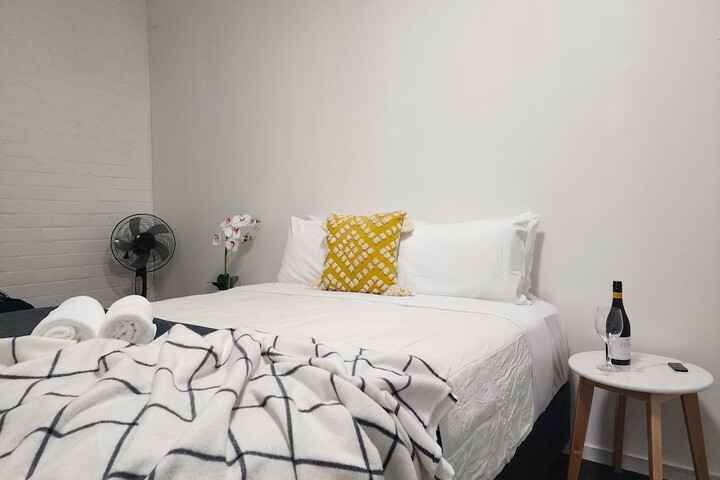 Room 43 of 123