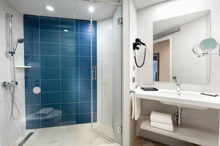 Clean Restrooms