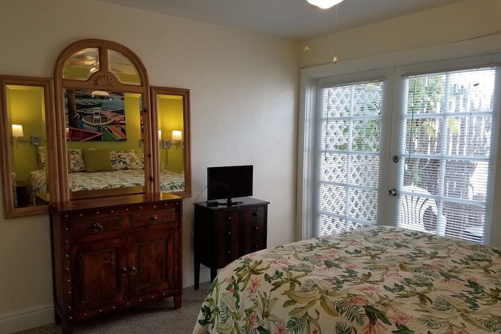 Room 144 of 218