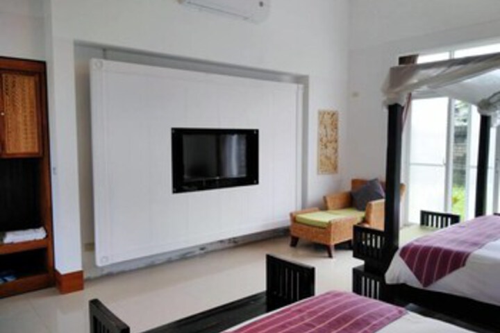 Room 73 of 80