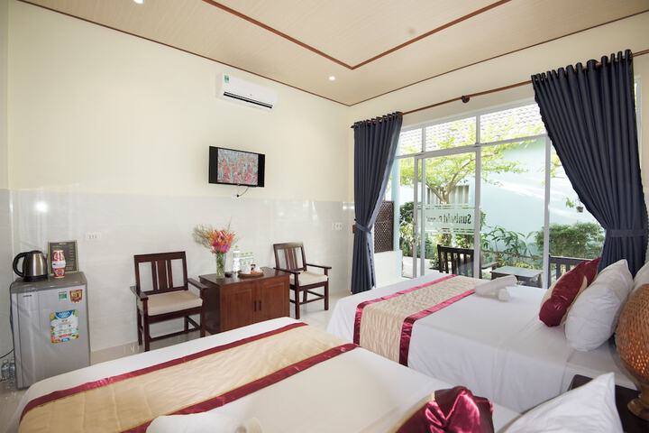 Room 4 of 50