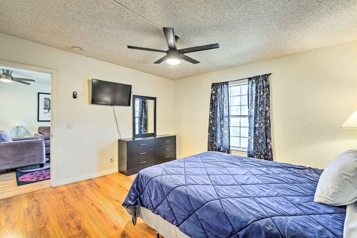 Room 6 of 26