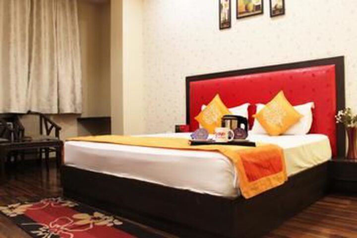 Room 14 of 24