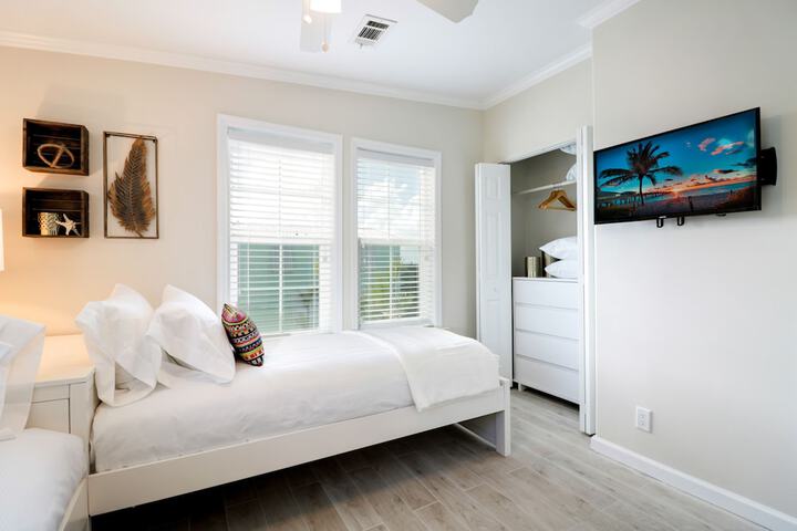 Room 6 of 21