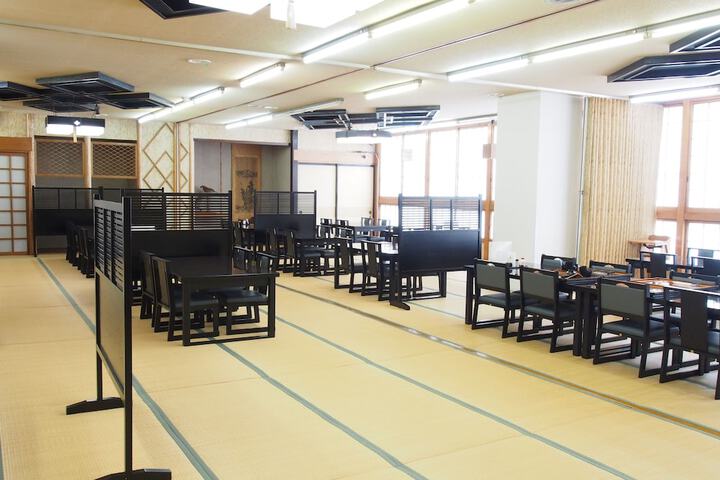 Dining Photos