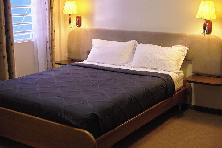 Room 50 of 87