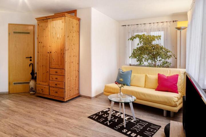 General 9 of 23