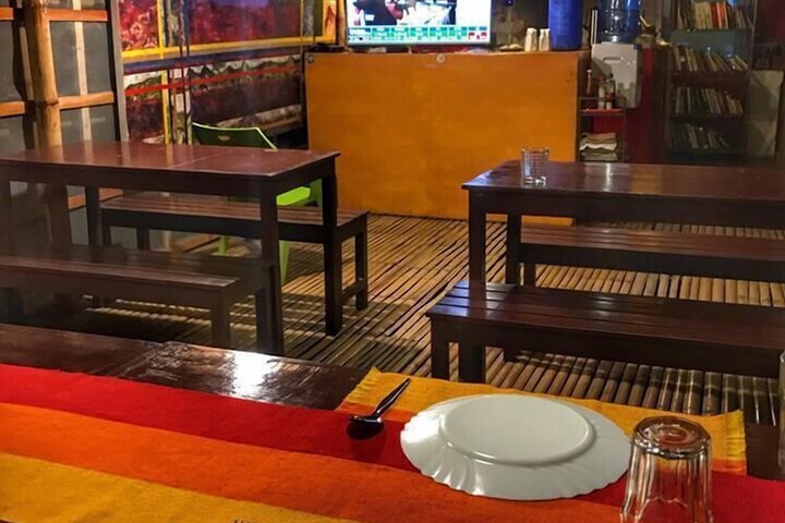Dining 6 of 11