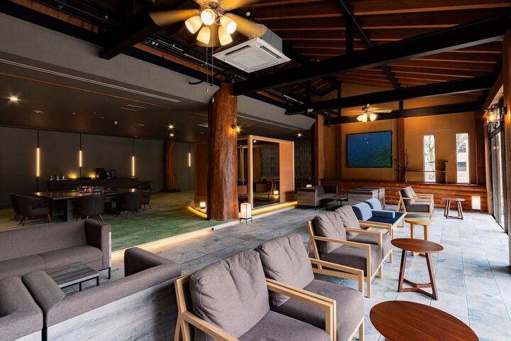 Guest Lobby