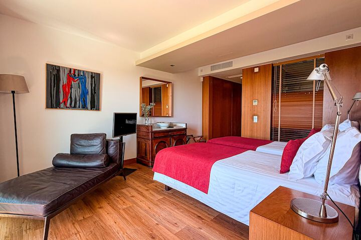 Room 22 of 95