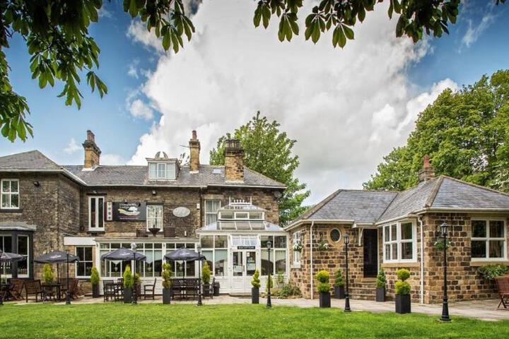 Dimple Well Lodge Hotel