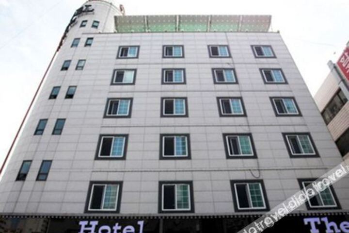 Hotel 2 of 5