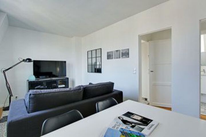 Room 95 of 102