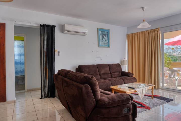 Room 7 of 35