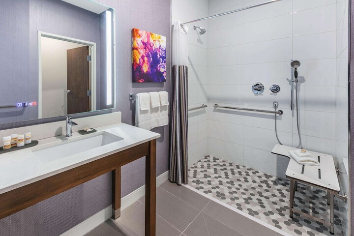 Bathroom shower